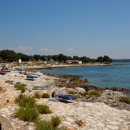 Eurocamp Mobile Homes At Fkk Naturist Ulika Κάμπινγκ Πόρετς