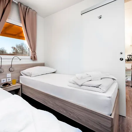 Κάμπινγκ Eurocamp Mobile Homes At Fkk Naturist Ulika